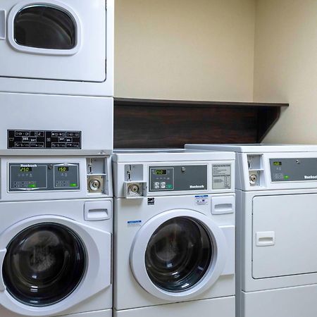 ハンプトン イン コンヤーズ エクステリア 写真